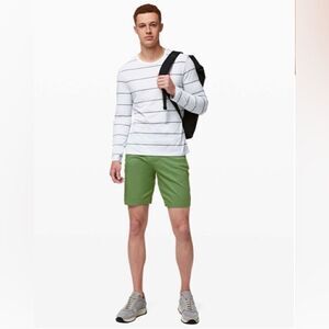 LULULEMON | Green Haze Commission Short Slim Chino Size 30